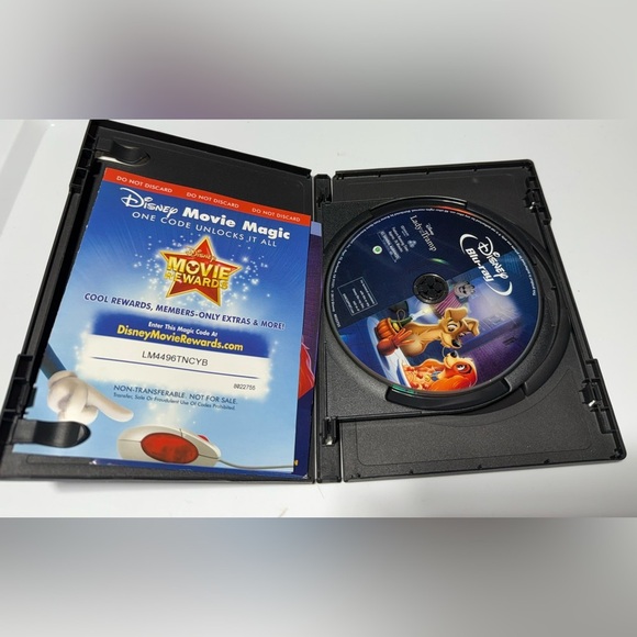 Disney’s Lady & The Tramp Blu Ray Only Diamond Edition. - Picture 3 of 4